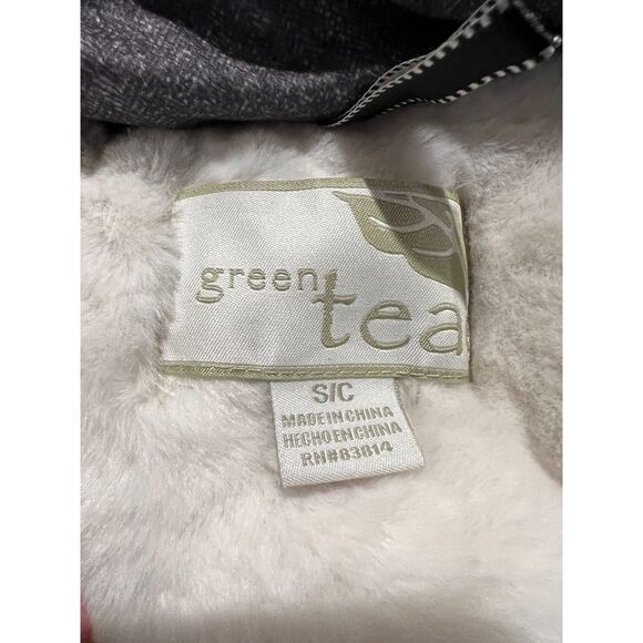 Faux Fur Vest by Green Tea - Picture 8 of 10